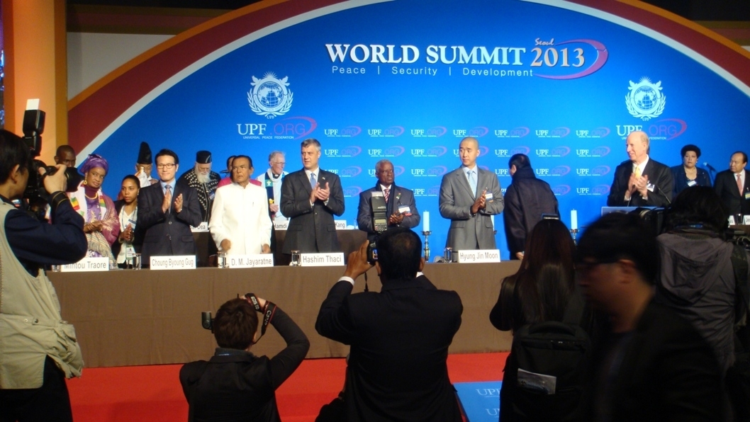 СВІТОВИЙ САМІТ ФЕДЕРАЦІЇ ВСЕСВІТНЬОГО МИРУ