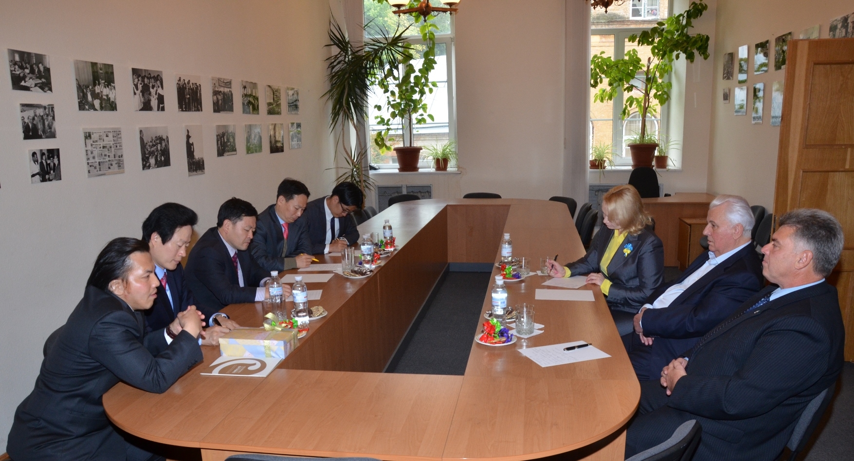 ЗУСТРІЧ З ДЕЛЕГАЦІЄЮ ФЕДЕРАЦІЇ ВСЕСВІТНЬОГО МИРУ (ФВМ)